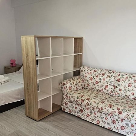 Astero Apartments Premium Accomodation Iasi Bagian luar foto