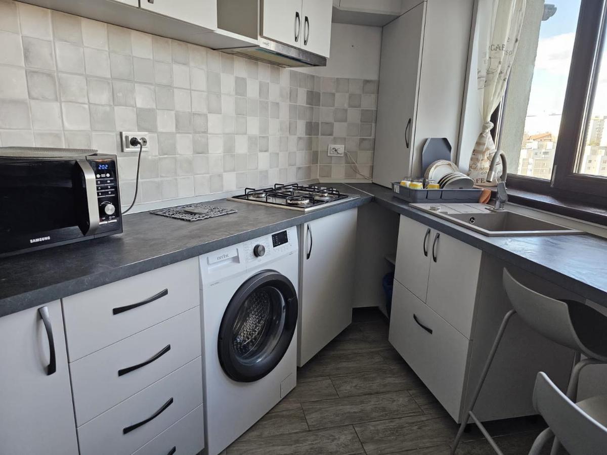 Astero Apartments Premium Accomodation Iasi Bagian luar foto